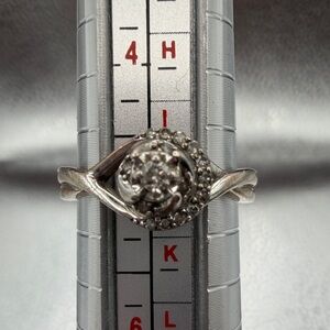 Elegant Silver Diamond Cluster Halo Ring - Size 5 and 2.76g